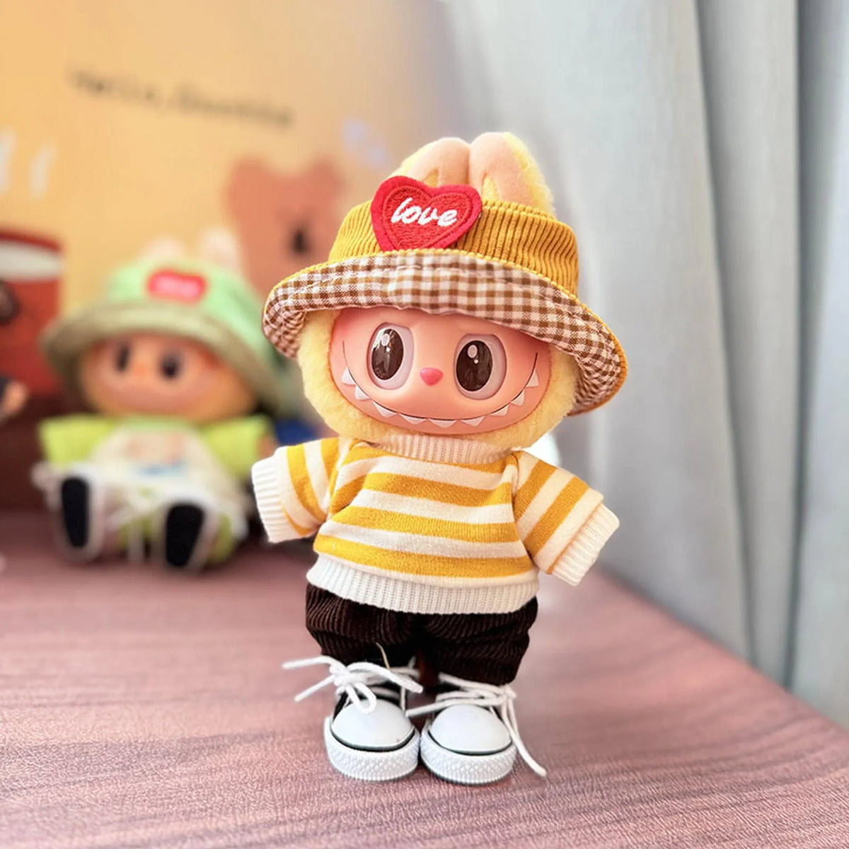 Black Canvas Shoes + Yellow Heart Cap + Sj Yellow & White Striped Short-Sleeve T-Shirt Two-Piece Set