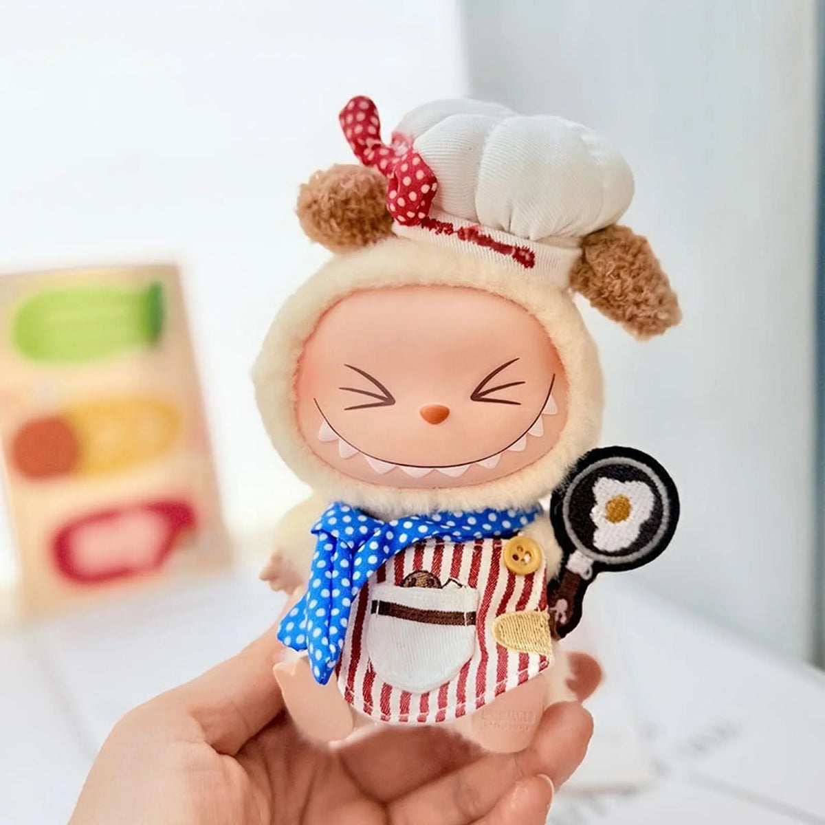 Charm Egg Clip-On Cutie