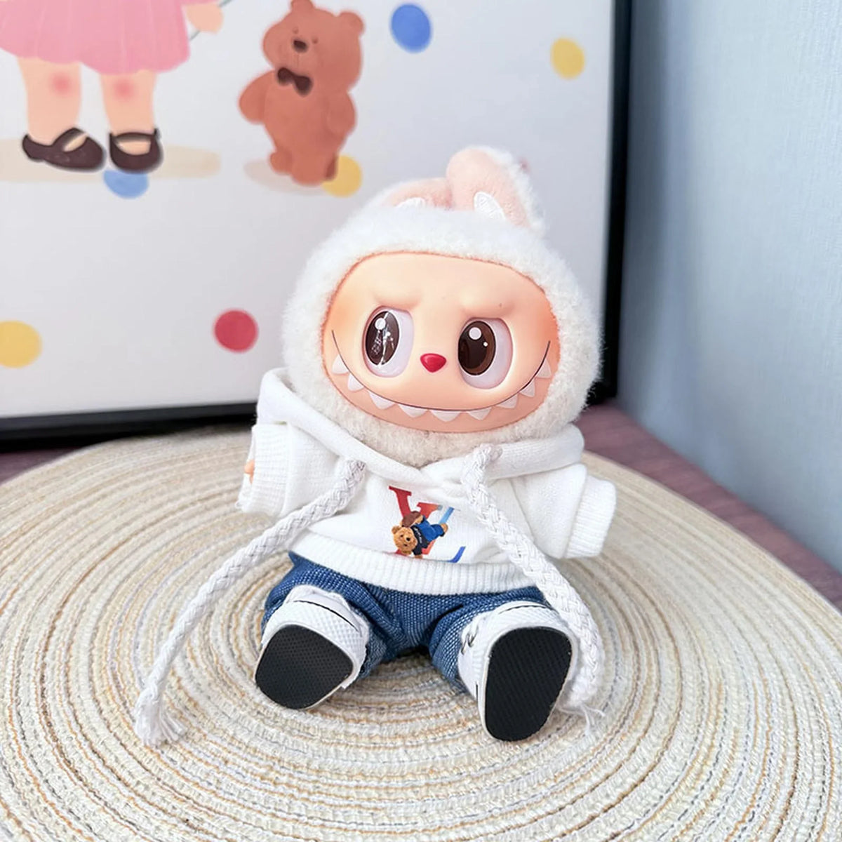 White Vv Sweatshirt + Light Blue Jeans + White Canvas Shoes